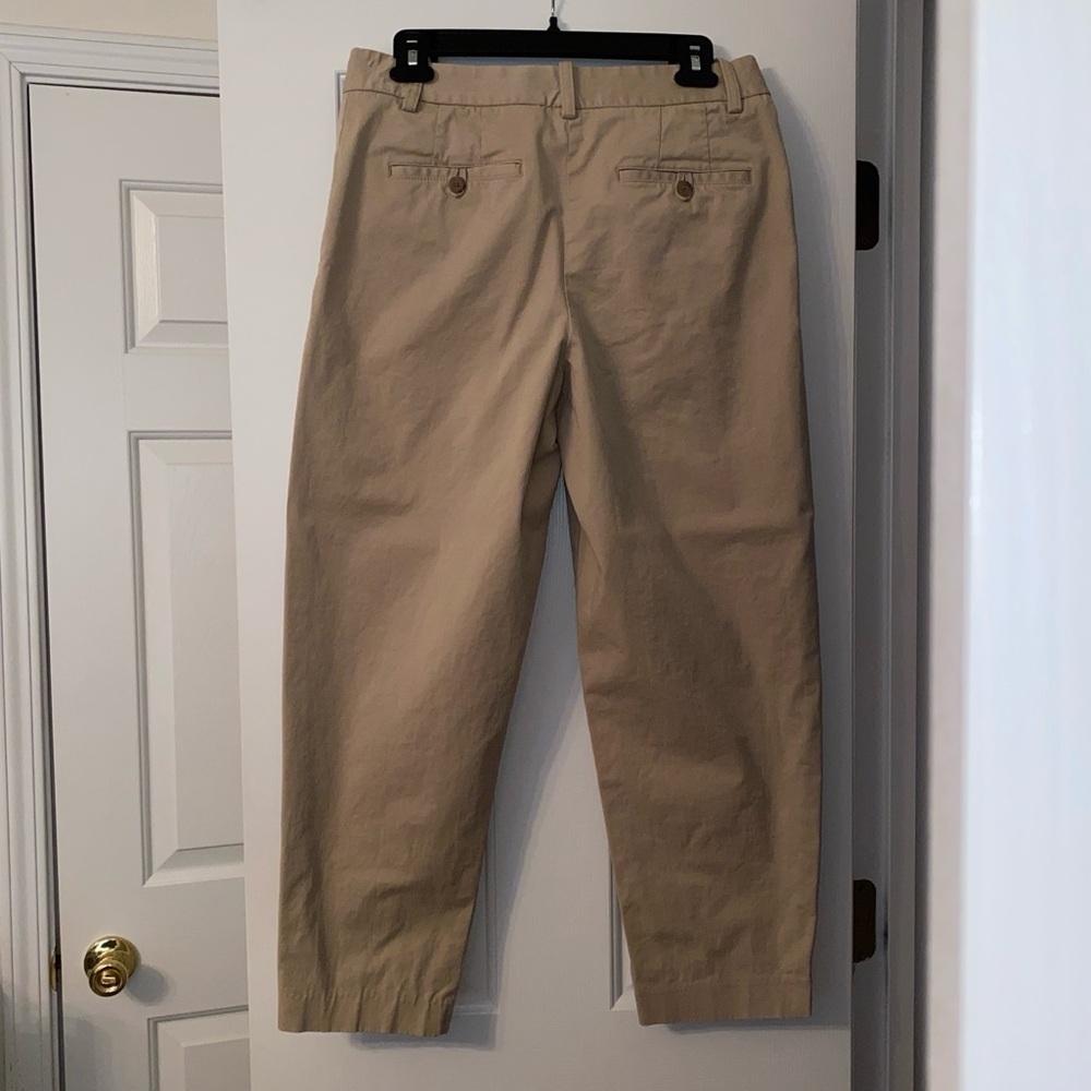 Aritzia Chino Mid-rise Carrot Pant in Beige Tan Washed Tundra Taupe - Picture 11 of 12